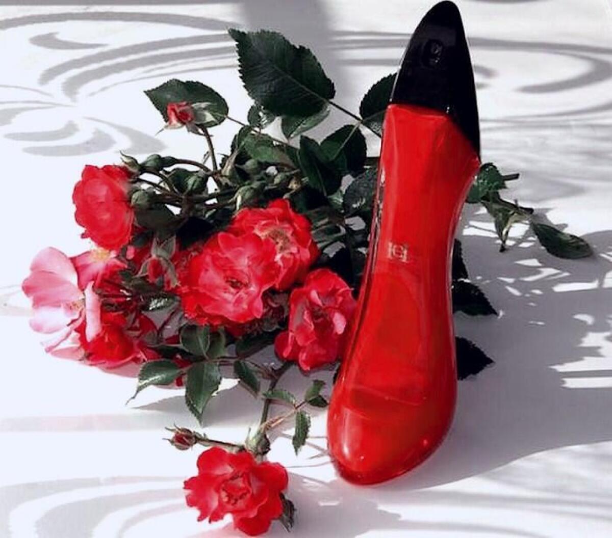 Carolina Herrera Very Good Gir - Perfume Fragrance Rose recension och pris